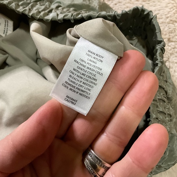 Open Edit Shorts Women's Medium Relaxed Pull On Green Drawstring Waist - Picture 6 of 10